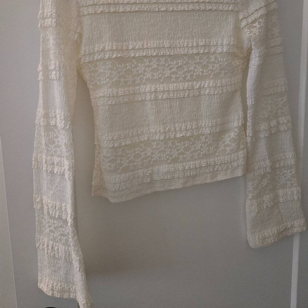 Reduced!! LACE TOP - Picture 2 of 4